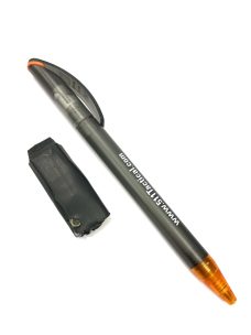 מכשיר הקלטה נסתר גננת להסלקה על הילד